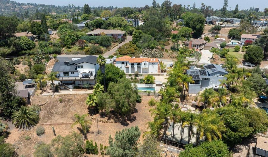 10735 QUEEN Ave, La Mesa, CA 91941 - 2 Beds, 2 Bath