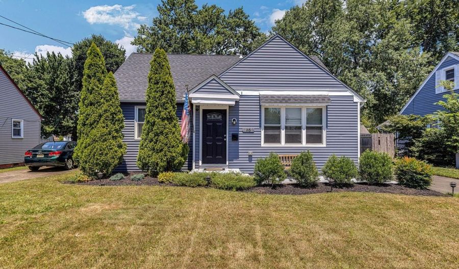 215 W GLOUCESTER Pike, Barrington, NJ 08007 - 4 Beds, 2 Bath