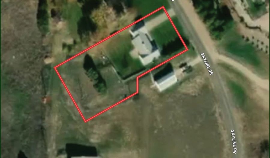 817 Skyline Dr, Bassett, NE 68714 - 4 Beds, 2 Bath