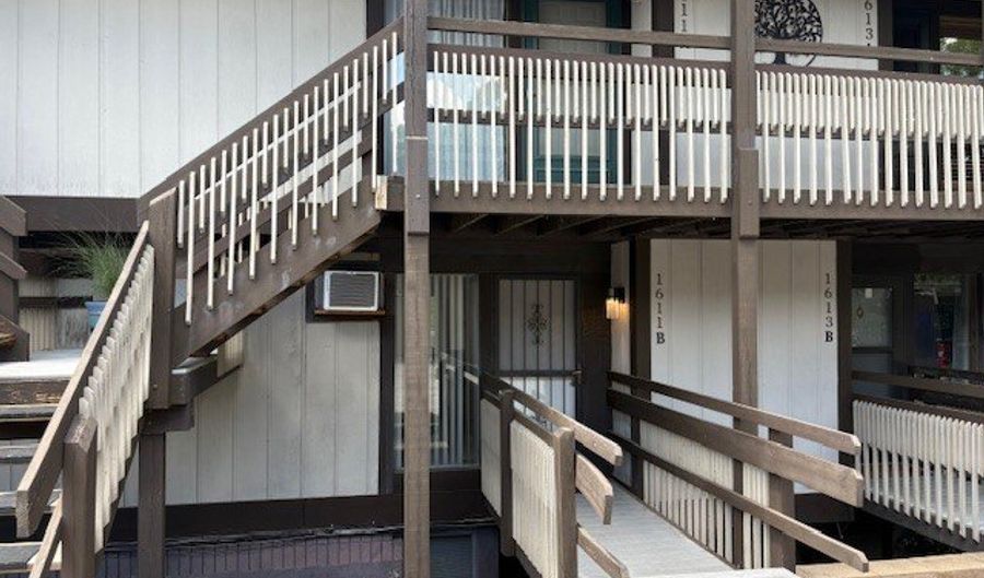 1611 Treetop Trl B, Akron, OH 44313 - 2 Beds, 1 Bath