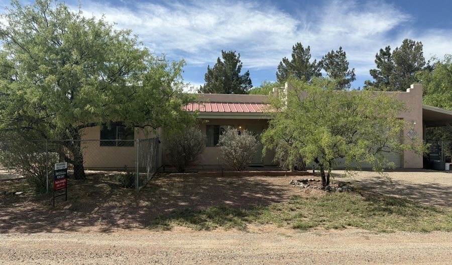 3135 W Green Park Dr, Benson, AZ 85602 - 3 Beds, 2 Bath
