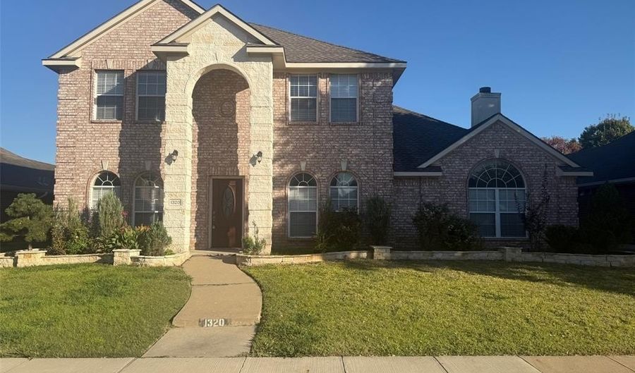1320 Canterbury Dr, Allen, TX 75013 - 4 Beds, 3 Bath