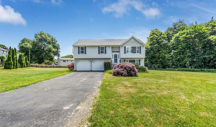 153 Westfield Ave, Ansonia, CT 06401 - 3 Beds, 2 Bath