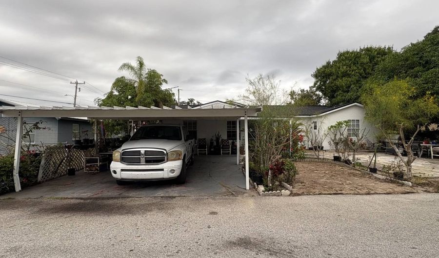 514 W Hood, Avon Park, FL 33825 - 4 Beds, 4 Bath