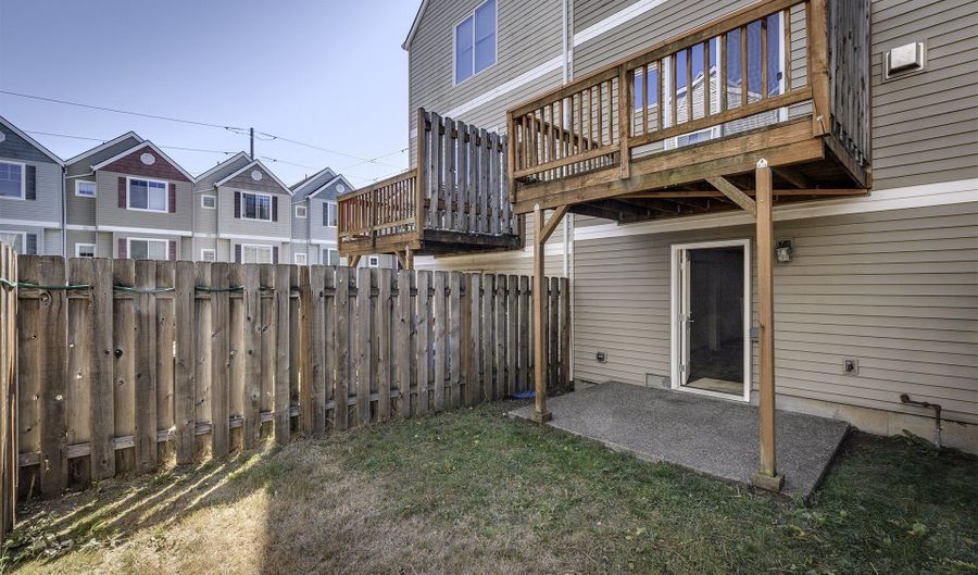 5363 SW GOLDEN GATE Way, Beaverton, OR 97078 - 2 Beds, 3 Bath
