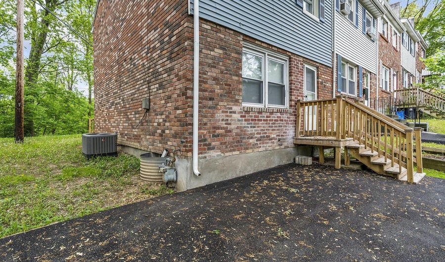 98 Mount Hope Dr, Albany, NY 12202 - 3 Beds, 2 Bath