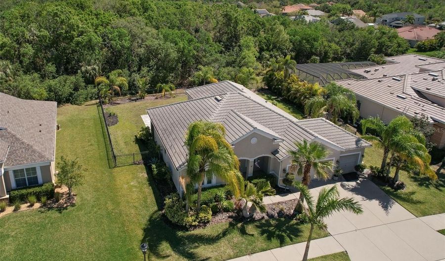 5409 CONCH SHELL Pl, Apollo Beach, FL 33572 - 4 Beds, 2 Bath