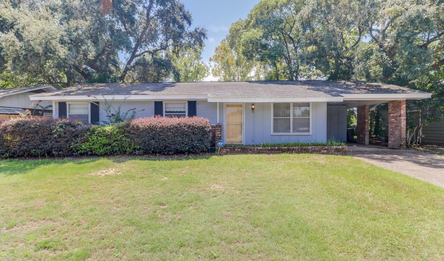 2305 Arbor Dr, Biloxi, MS 39531 - 3 Beds, 1 Bath