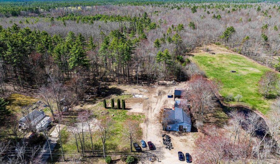 375-383 Greenhill Rd, Barrington, NH 03825 - 3 Beds, 1 Bath
