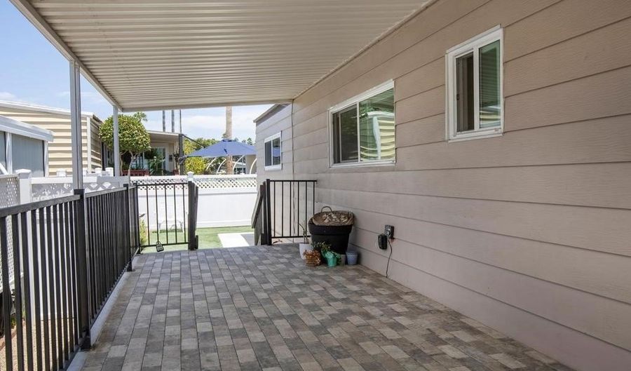 7126 San Luis St 121, Carlsbad, CA 92011 - 2 Beds, 2 Bath