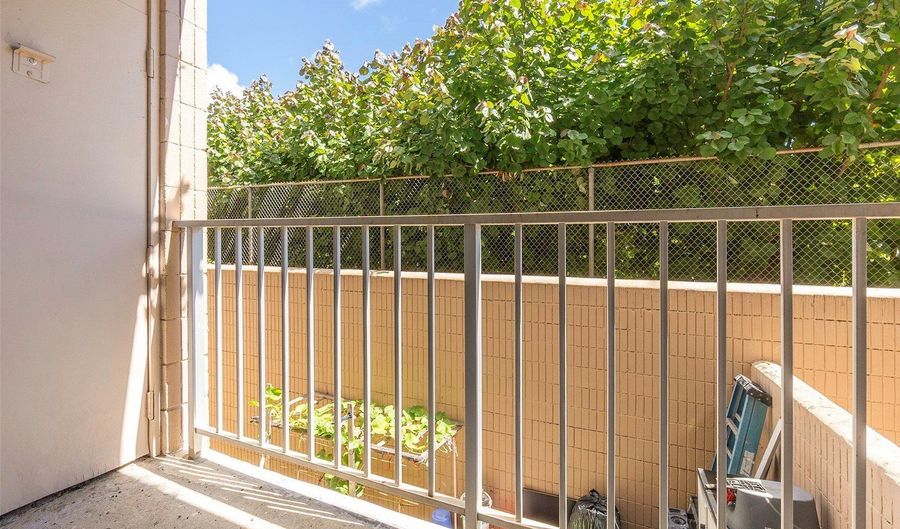 1720 Huna St B206, Honolulu, HI 96817 - 3 Beds, 2 Bath