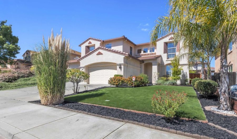 1846 Sanger Peak Way, Antioch, CA 94531 - 4 Beds, 3 Bath