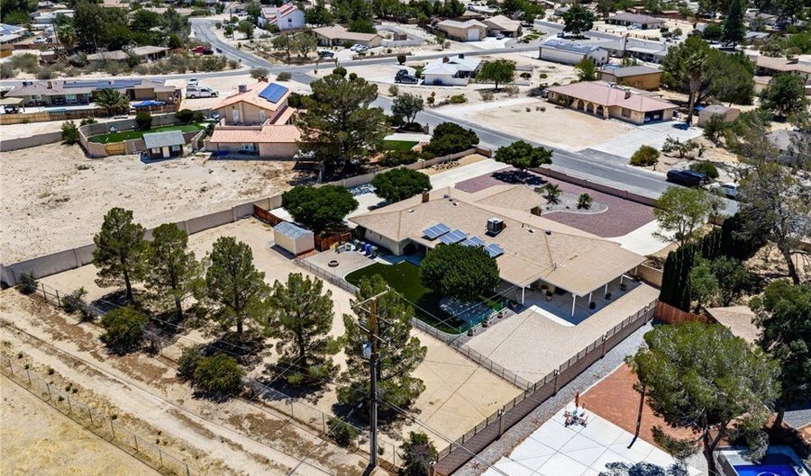19082 Tecumseh Rd, Apple Valley, CA 92307 - 3 Beds, 3 Bath