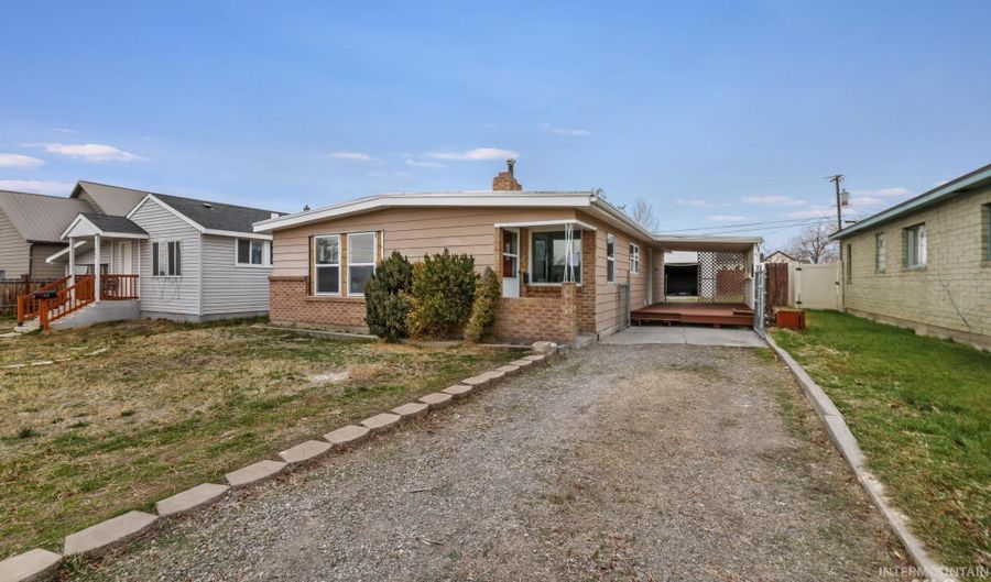 720 14th Ave N, Buhl, ID 83316 - 2 Beds, 1 Bath