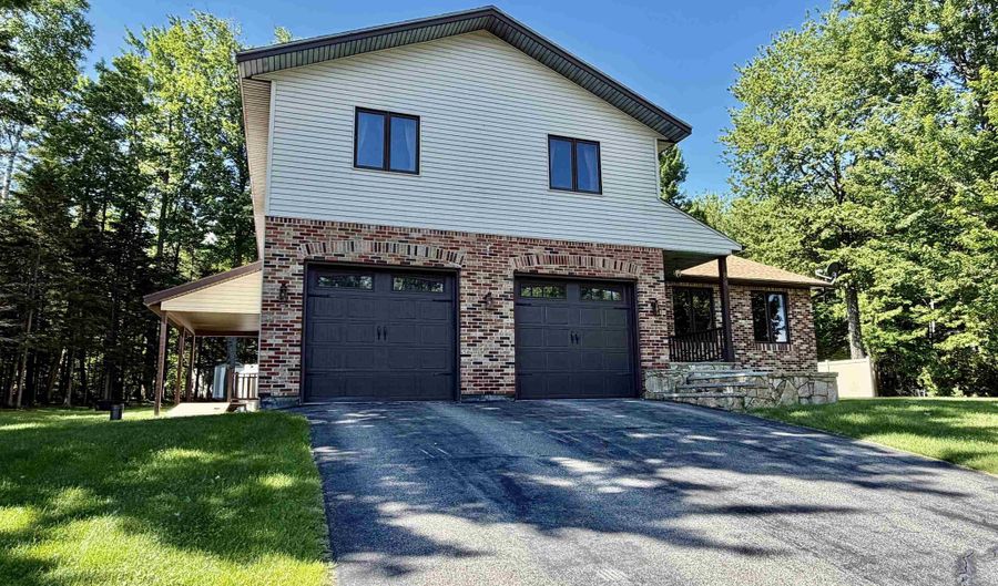 84 Bemis St, Berlin, NH 03570 - 4 Beds, 3 Bath
