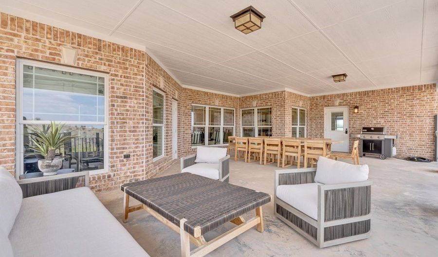 131 High Lonesome, Alpine, TX 79830 - 5 Beds, 3 Bath