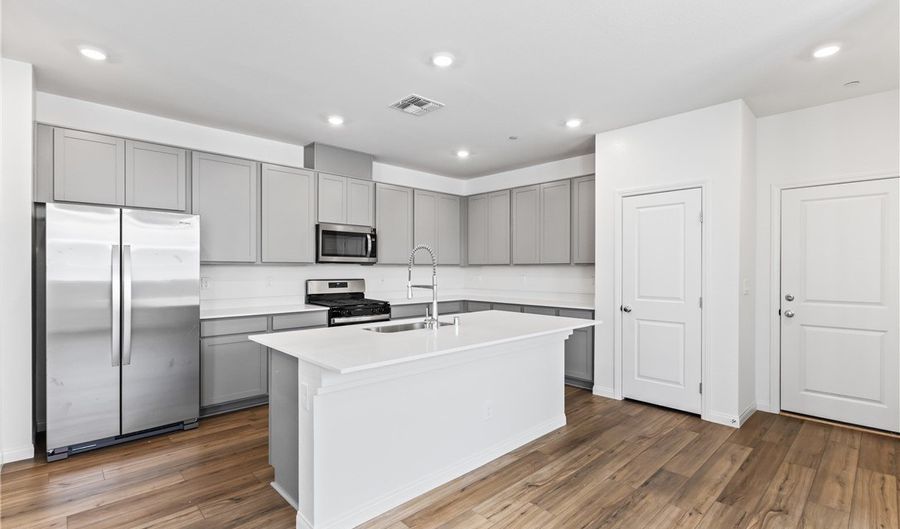 2630 Aversa St, Henderson, NV 89044 - 3 Beds, 3 Bath