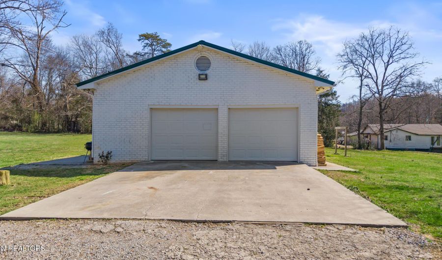 575 County Road 655, Athens, TN 37303 - 3 Beds, 2 Bath