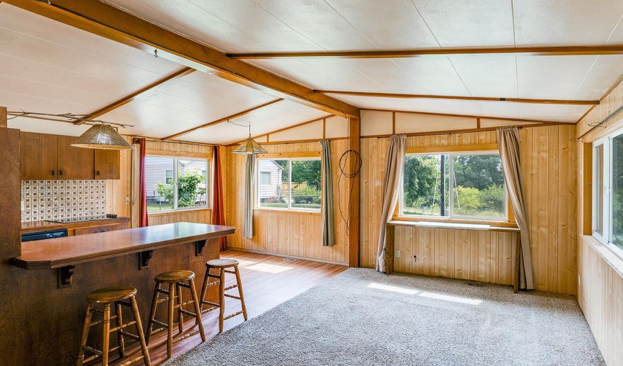 7421 WELLS St, Bonners Ferry, ID 83805 - 3 Beds, 2 Bath