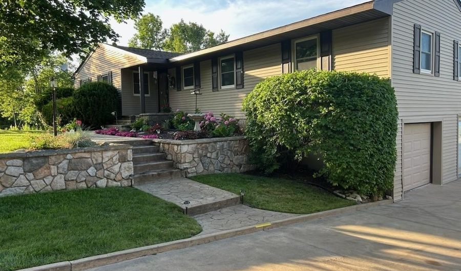 2121 N Partridge Point Rd, Alpena, MI 49707 - 3 Beds, 2 Bath