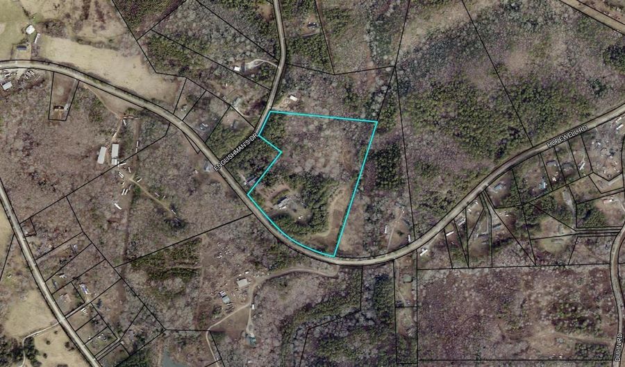 546 Hopewell Rd, Blacksburg, SC 29702 - 6 Beds, 3 Bath