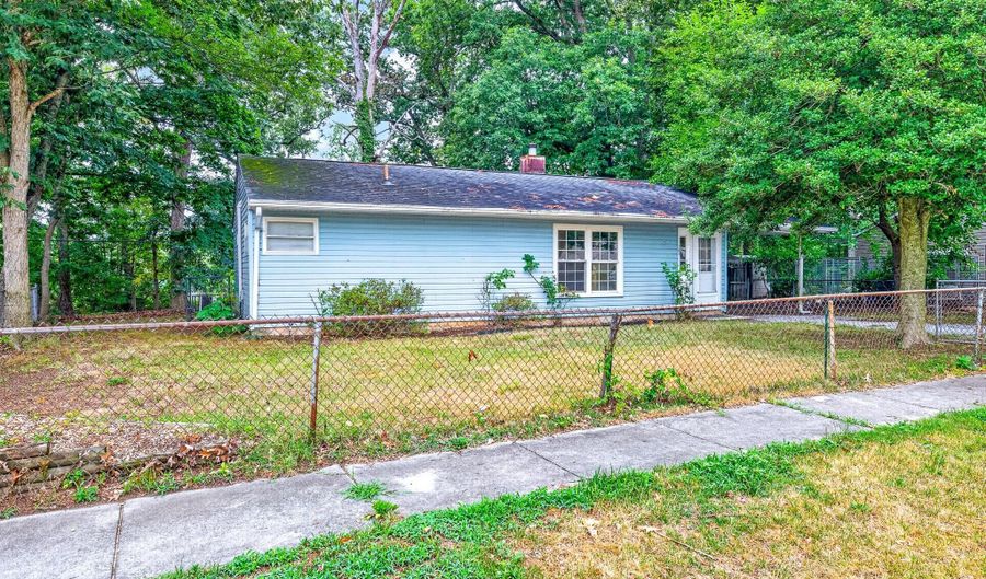 263 N GOVERNORS Blvd, Dover, DE 19901 - 3 Beds, 1 Bath