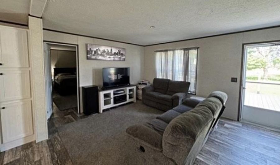 11729 E John St, Bicknell, IN 47512 - 4 Beds, 2 Bath