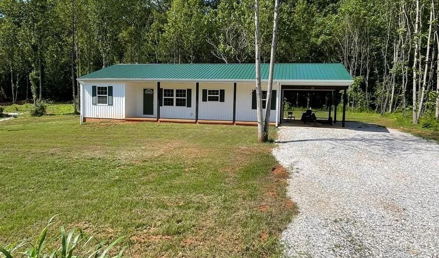 212 Cornfield Ln, Appomattox, VA 24522 - 3 Beds, 2 Bath