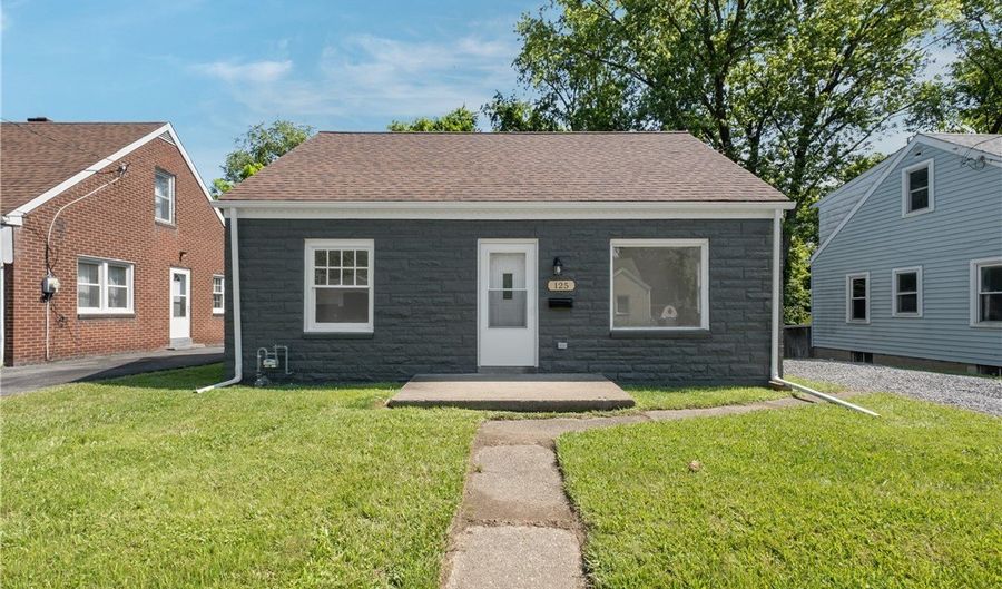 125 Carroll St, Aliquippa, PA 15001 - 2 Beds, 1 Bath