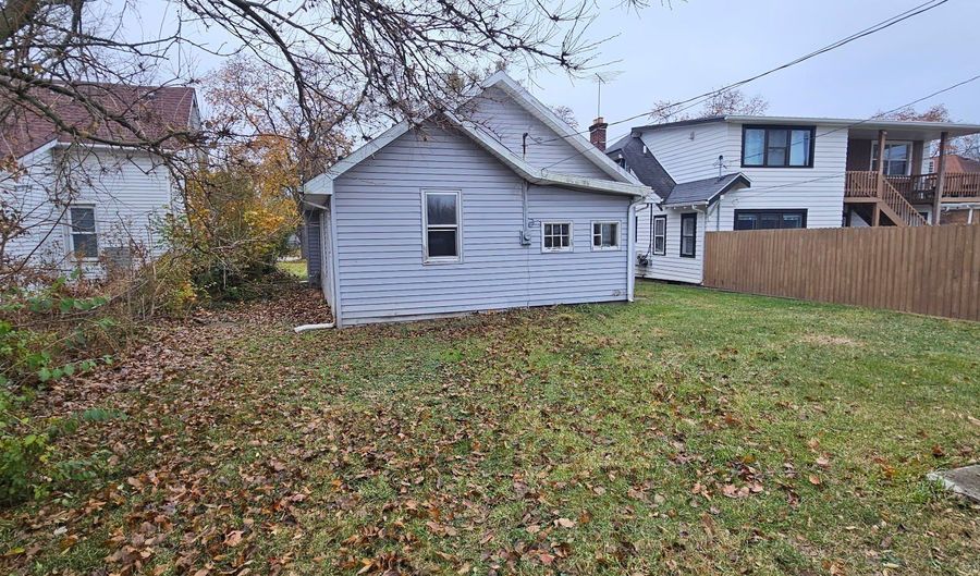 1830 Nichol Ave, Anderson, IN 46016 - 2 Beds, 1 Bath