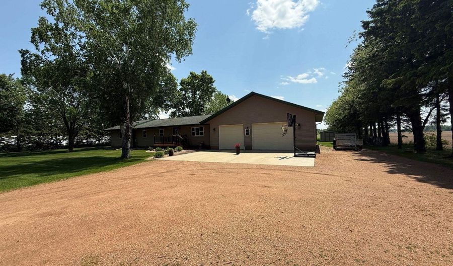 W11275 COUNTY ROAD HH, Antigo, WI 54409 - 4 Beds, 2 Bath
