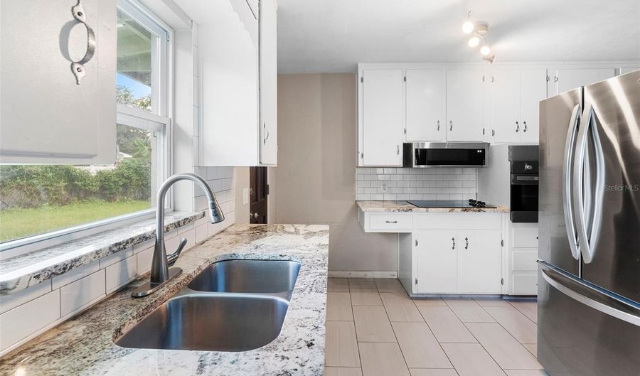 4711 EGGLESTON Ave, Orlando, FL 32804 - 4 Beds, 0 Bath