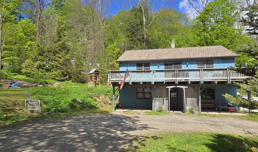 255 Guilford St, Brattleboro, VT 05301 - 3 Beds, 2 Bath