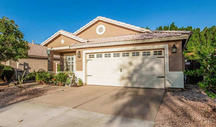 303 N HUDSON Pl, Chandler, AZ 85225 - 3 Beds, 2 Bath