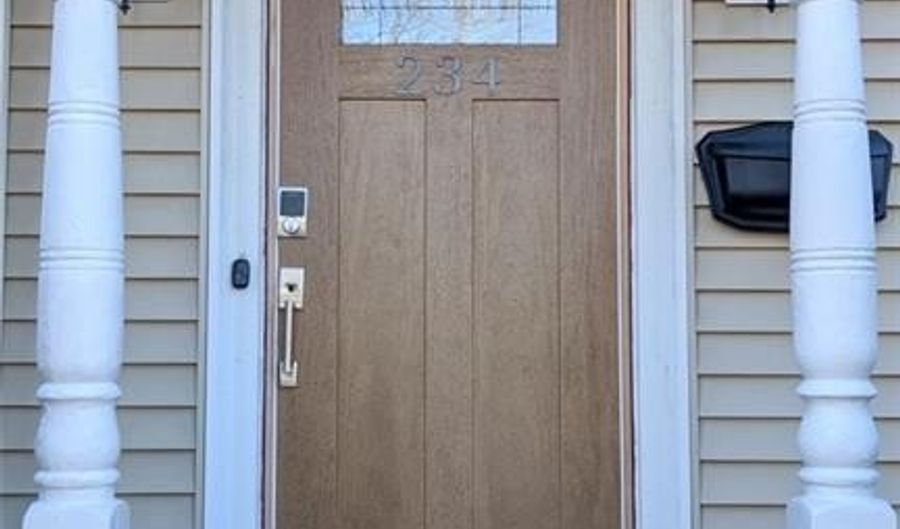 234 Park Ave, Cranston, RI 02905 - 4 Beds, 2 Bath