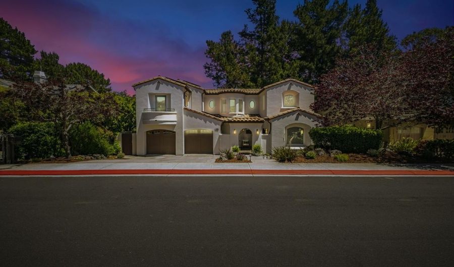 125 Zanzibar Dr, Aptos, CA 95003 - 3 Beds, 3 Bath