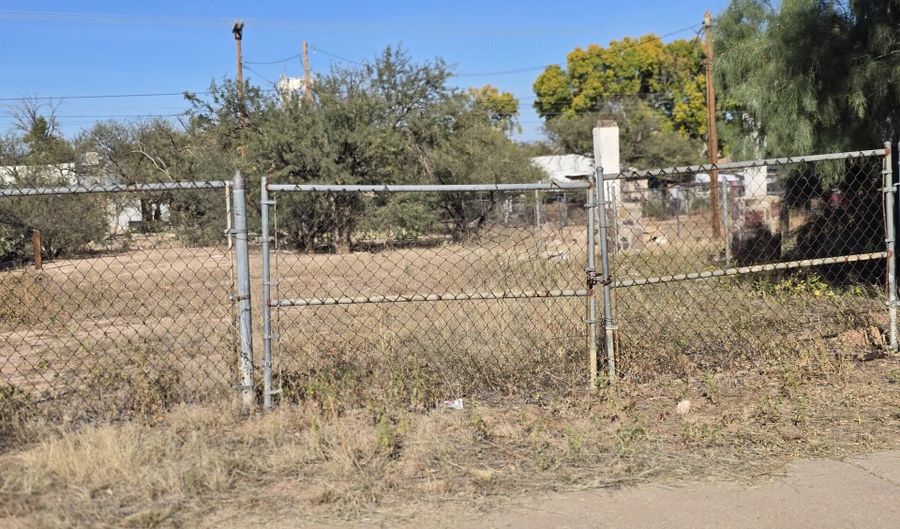 E 6th Street unit 3 3, Benson, AZ 85602 - 0 Beds, 0 Bath