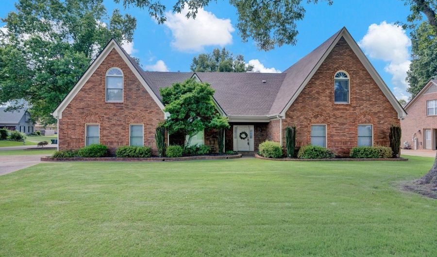 3339 PEMBROKE ELLIS, Bartlett, TN 38133 - 5 Beds, 4 Bath