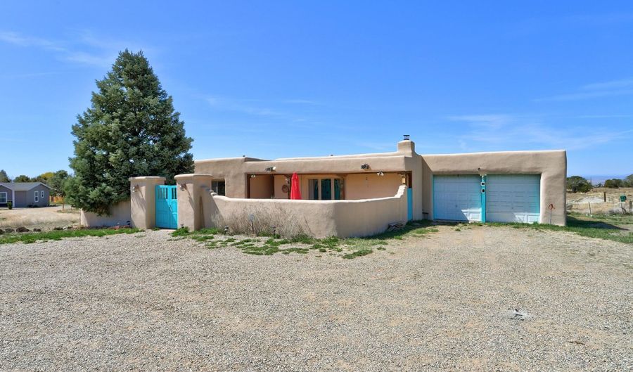 2 Latilla Ln, Arroyo Seco, NM 87514 - 3 Beds, 2 Bath
