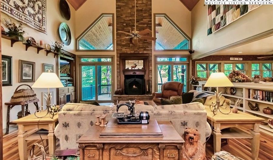 430 Crooked Creek Ln, Banner Elk, NC 28604 - 4 Beds, 5 Bath