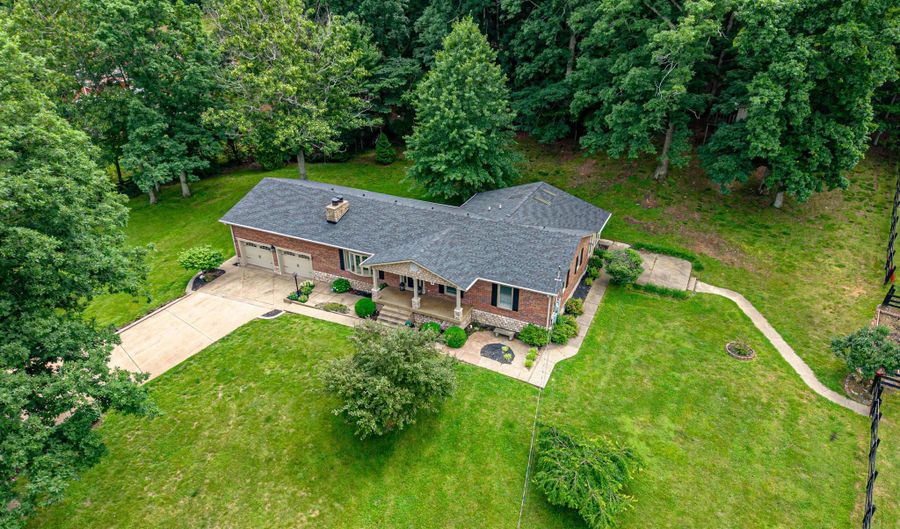 105 Joe Nalley Rd, Bardstown, KY 40004 - 3 Beds, 4 Bath