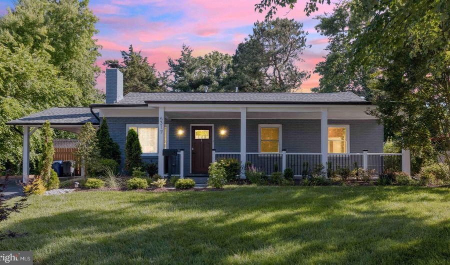 6317 EVERGLADES Dr, Alexandria, VA 22312 - 4 Beds, 3 Bath