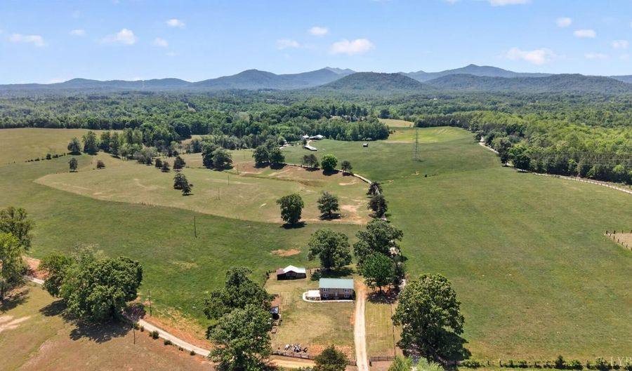 935 Turkey Mountain Rd, Amherst, VA 24521 - 3 Beds, 2 Bath