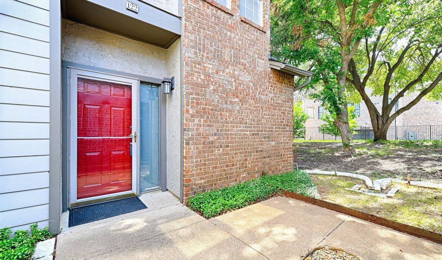 4067 Beltway Dr 122, Addison, TX 75001 - 2 Beds, 2 Bath