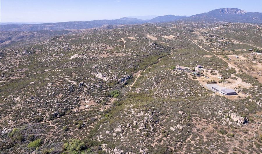 42955 Irons Rd, Aguanga, CA 92536 - 5 Beds, 5 Bath