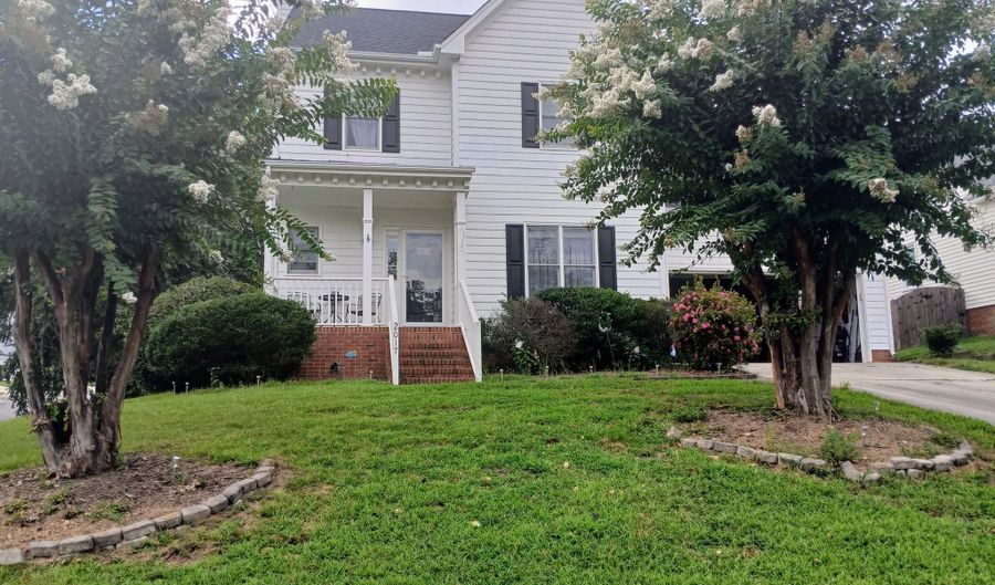 2017 Battlewood Rd, Apex, NC 27523 - 4 Beds, 4 Bath