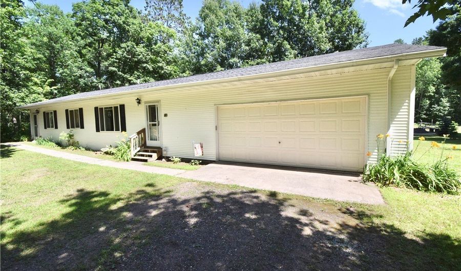 7760 N Lake Ave, Hayward, WI 54843 - 4 Beds, 2 Bath