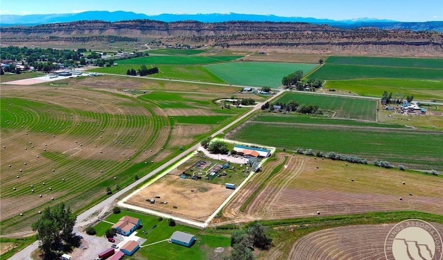 29 Teesdale Ln, Bridger, MT 59014 - 4 Beds, 3 Bath