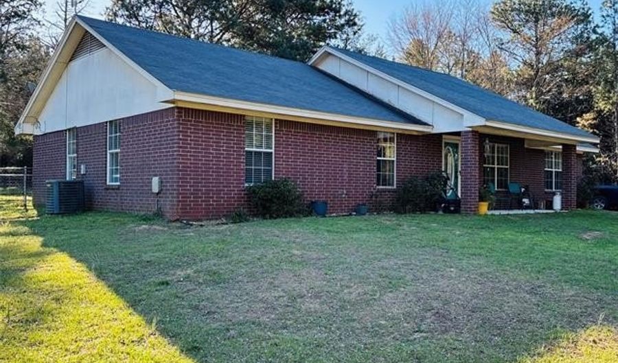 192238 N 4205, Antlers, OK 74523 - 4 Beds, 2 Bath