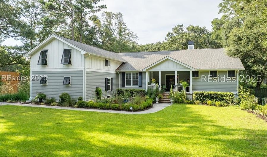 9 Bajala Dr E, Beaufort, SC 29907 - 4 Beds, 3 Bath